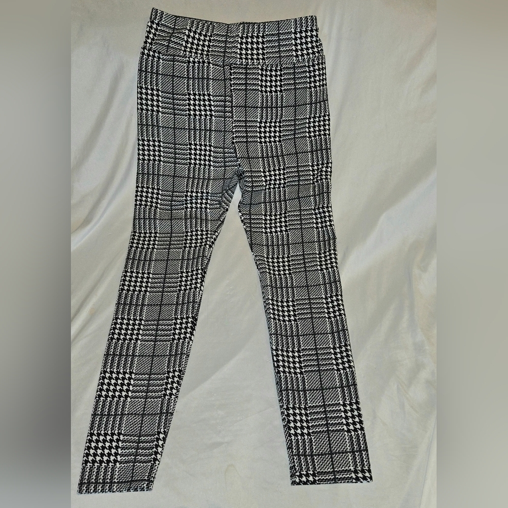 Monochrome Black And White Houndstooth Leggings  Pants Size Medium 6
